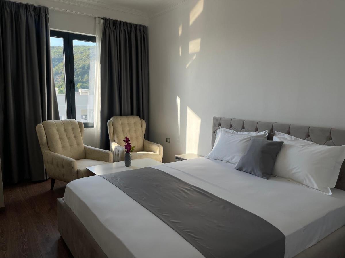 Migi Residence Durrës Esterno foto